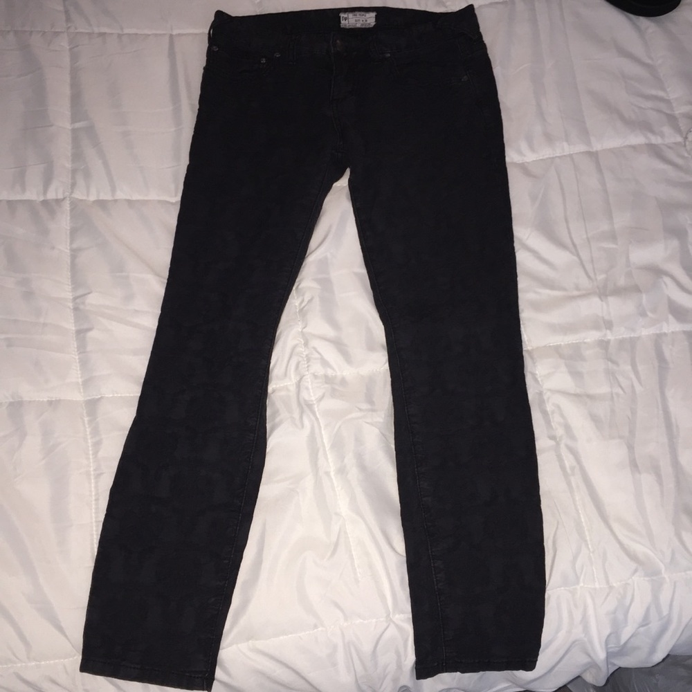 EUC - Free People Crop Jeans